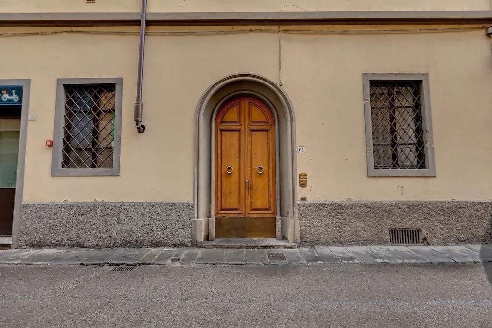 Faenza 64 in Firenze