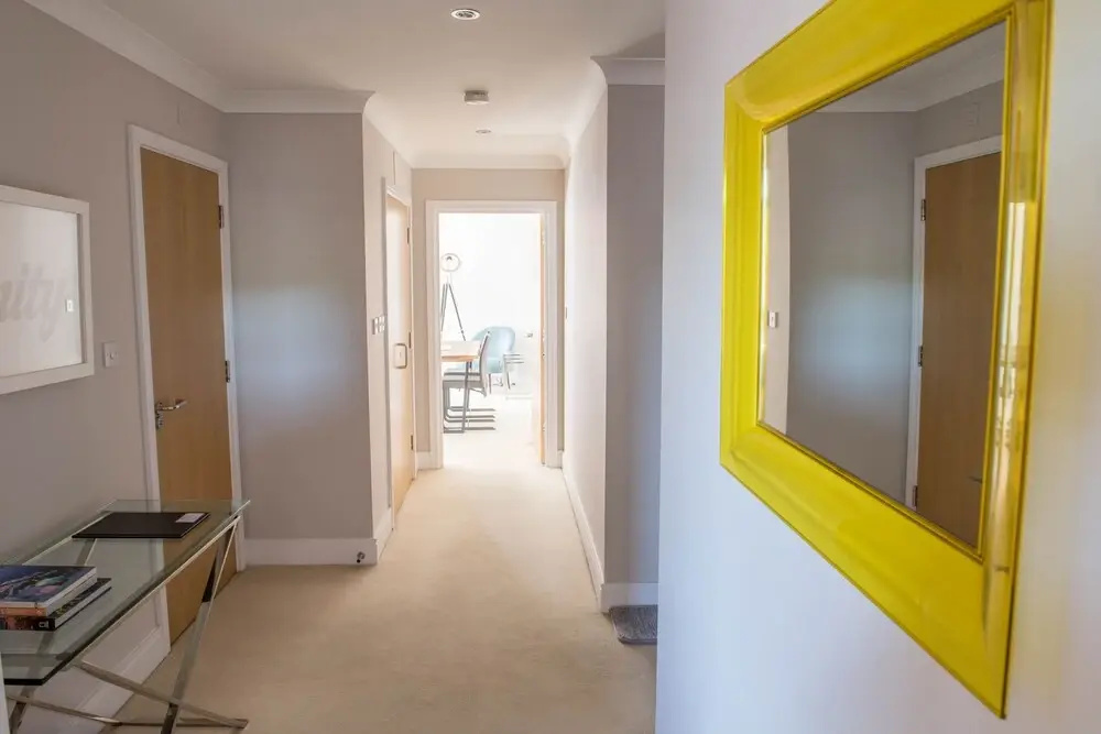 2 Bed 2 Bath Waterfront Views Parking 4th Flr