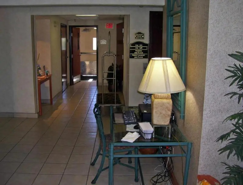 Comfort Inn & Suites Airport