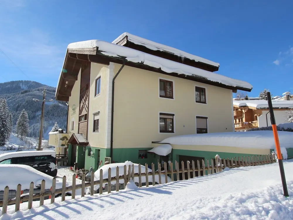 Peaceful Apartment in Gerlos near Ski Area Zillertal Arena