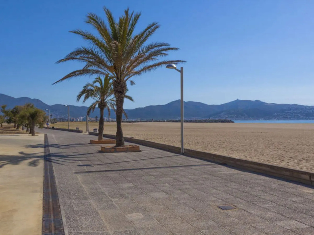 Port Empuries 10747