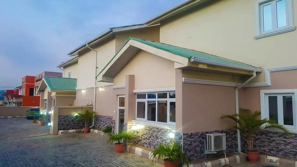 Frankeyz Haven Suites