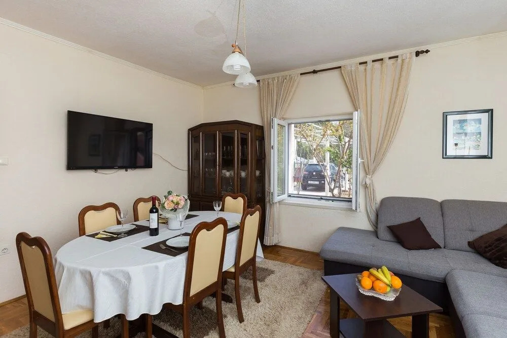 Apartment Ani