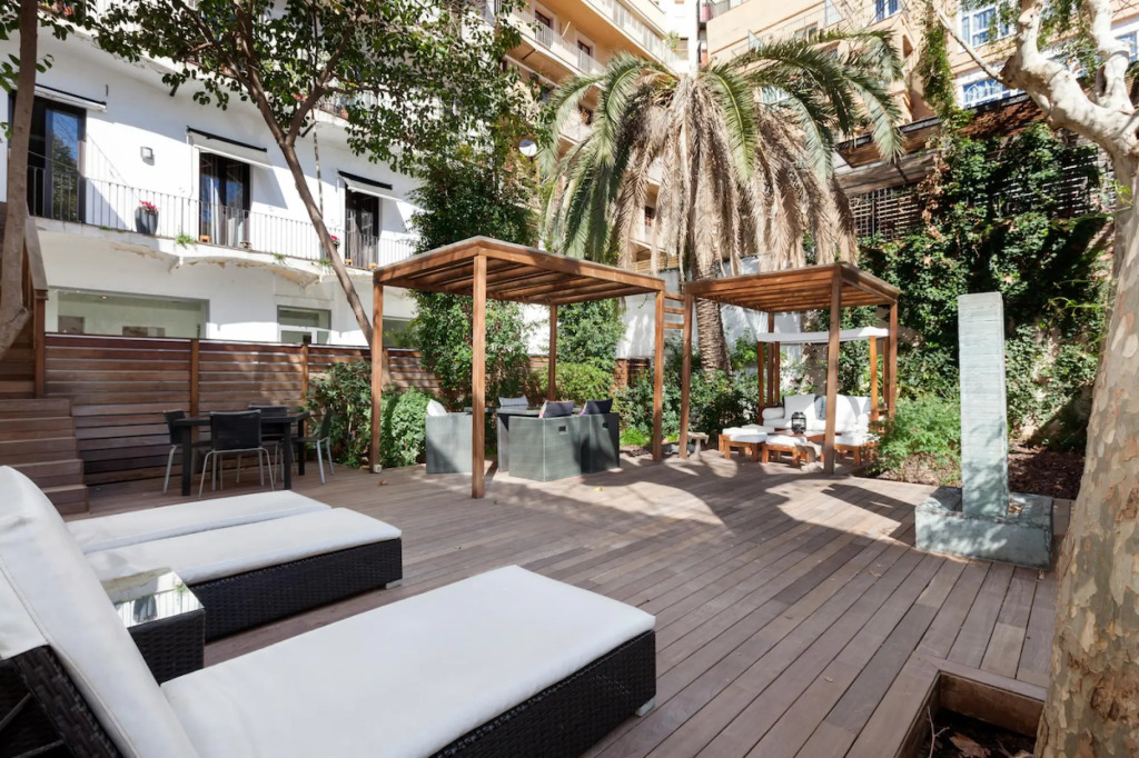 BATLLO 1 · Beautiful and fresh apartment next to P. de Gracia