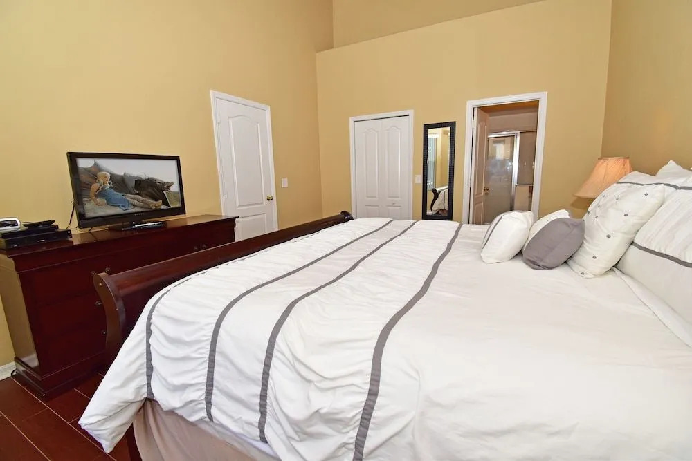 T852BD Tuscan Hills Resort 3 Br villa by RedAwning