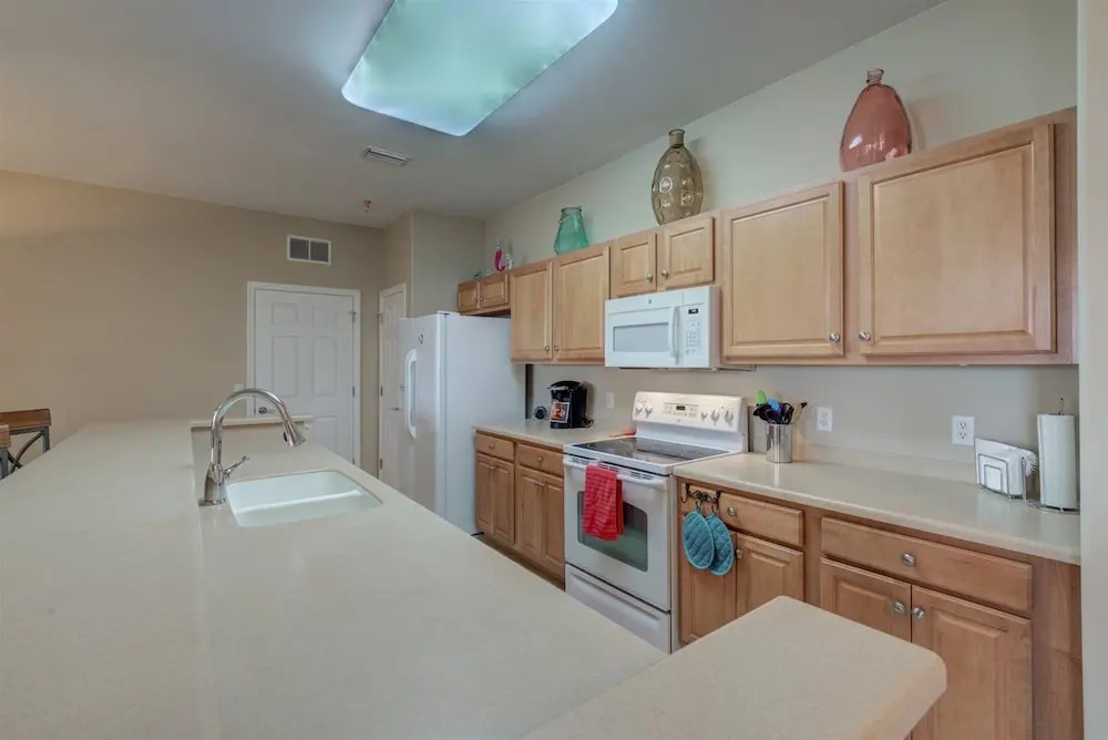 Majestic Palms Condo