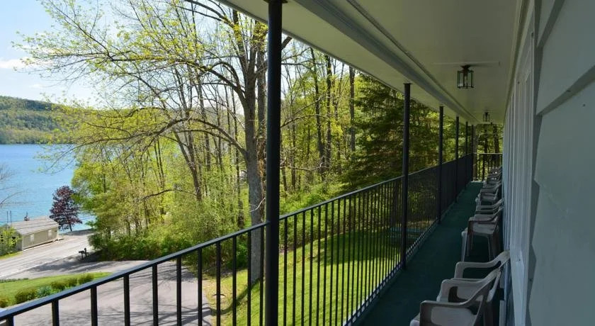 Terrace Motor Inn