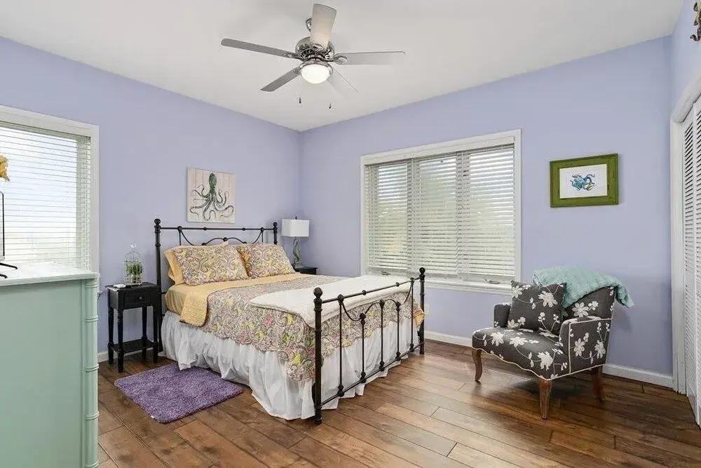Magnolia Private Home #59999 3 Bedrooms 2 Bathrooms Home by Redawning