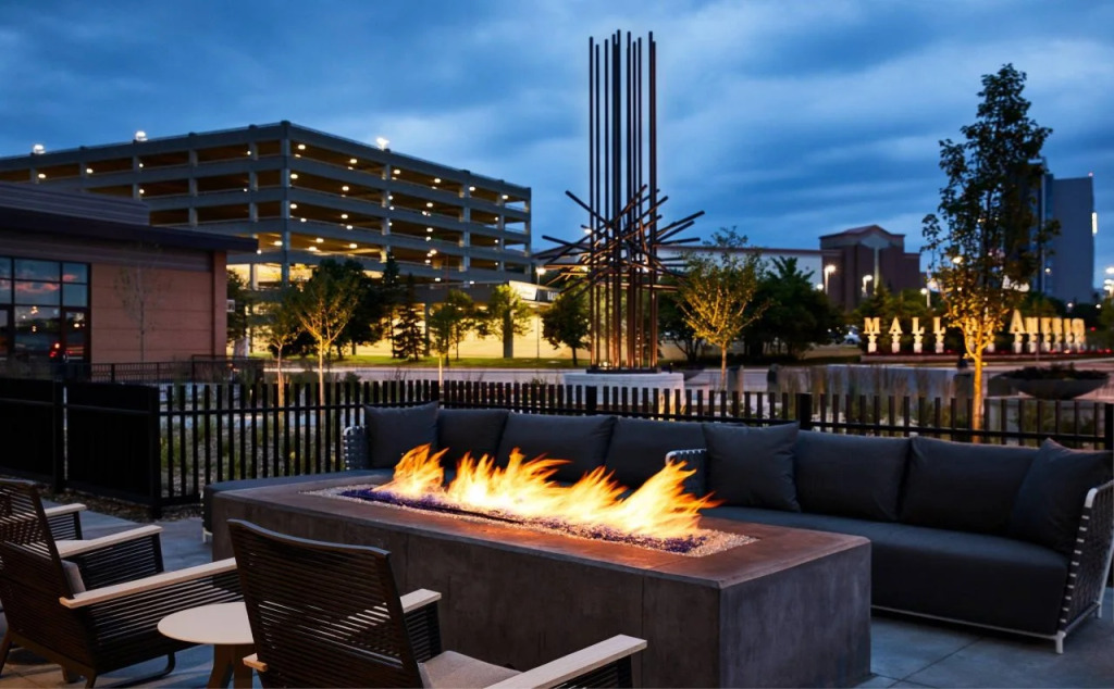 AC Hotel Bloomington Mall of America