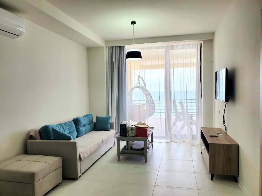 Beach House Gonio