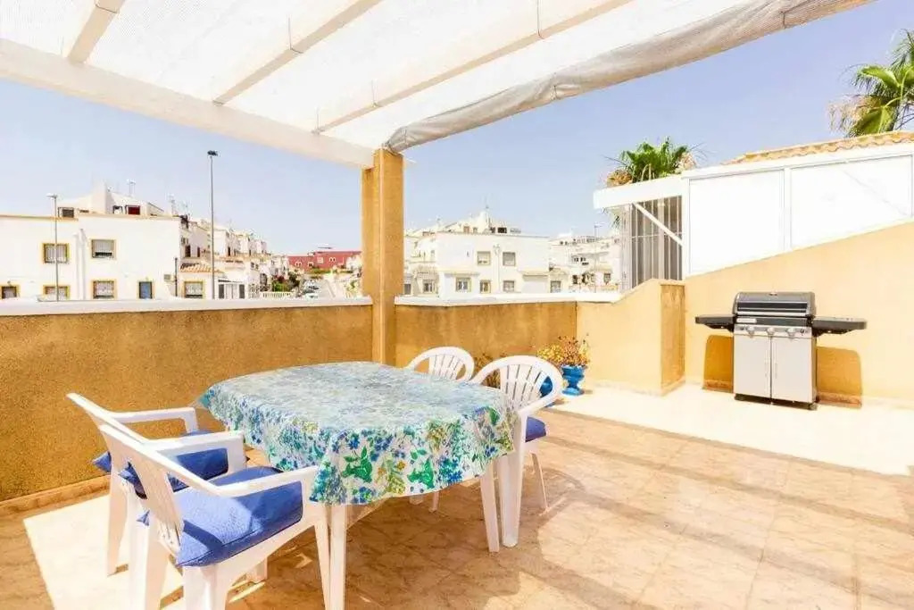 PINK SUNNY HILL-bungalow con piscina-Los Balcones.