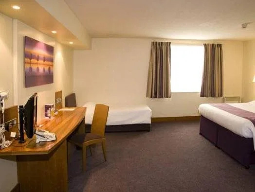 Premier Inn Bristol Sidcot A38