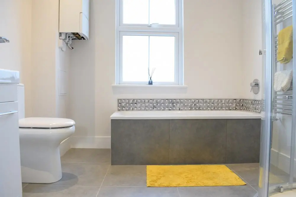 3 Bedroom Garden House in Earlsfield