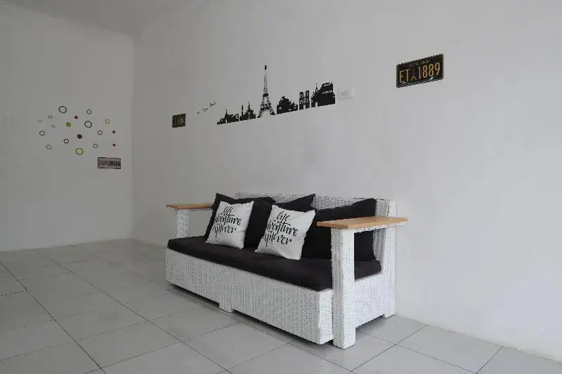 Dewi Residence 1