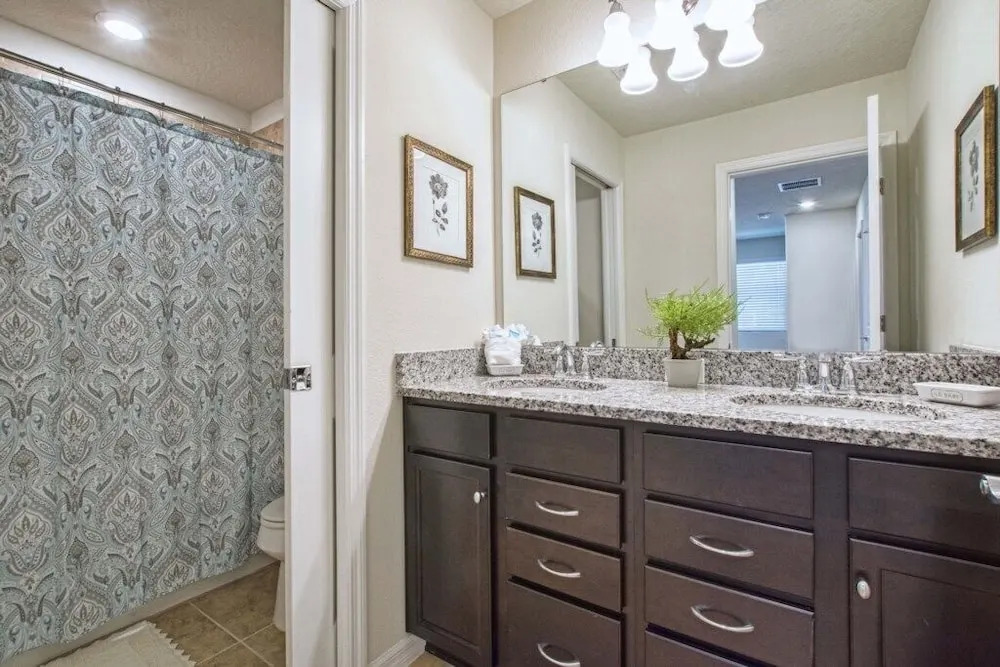 Solterra - 5 Bedrooms Townhome w/Spashpool-7041SR