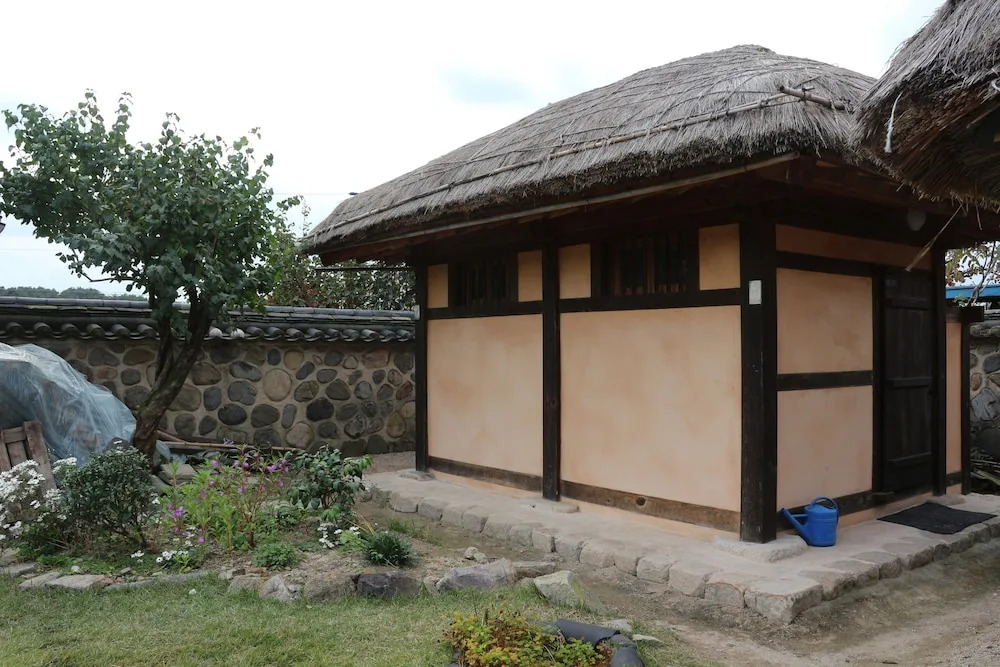 Kimho House