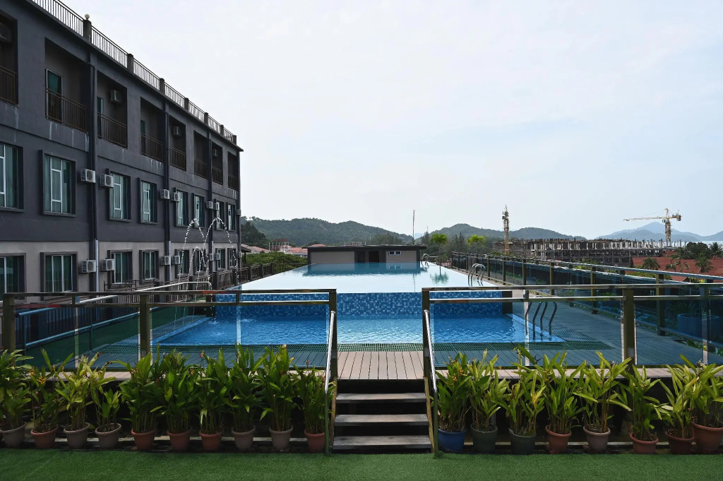 Cenang View Hotel