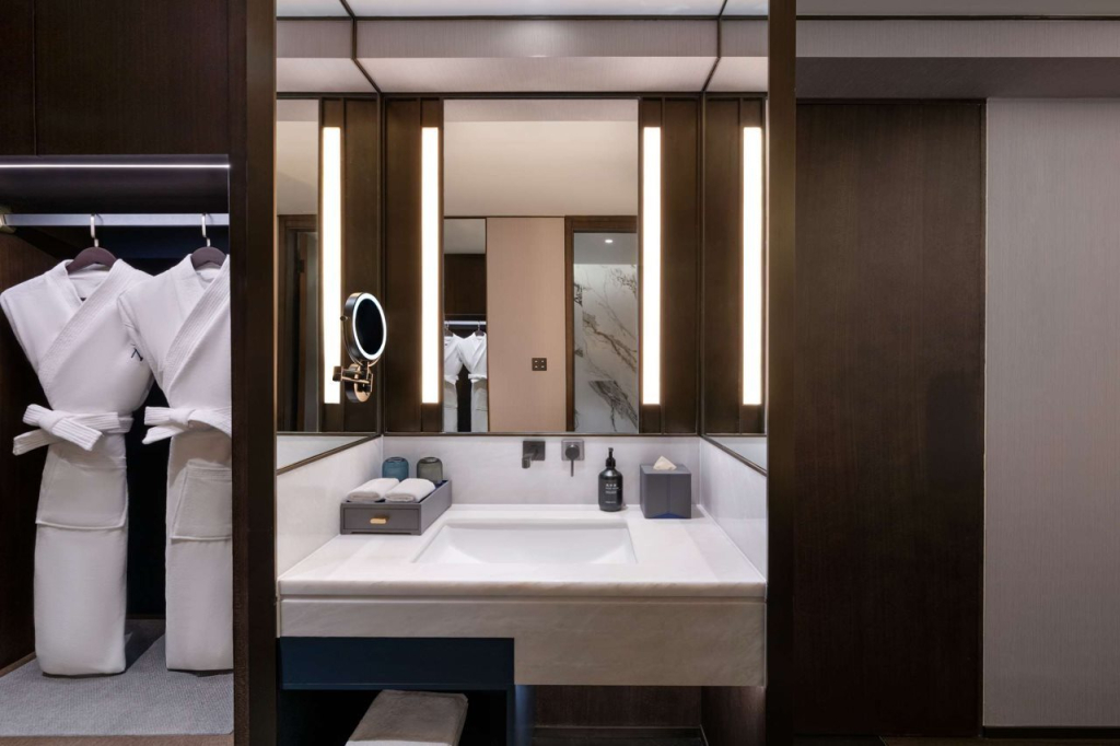 Novotel Shanghai Xuhui Riverside