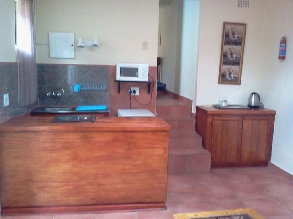 Suburbian Lodge