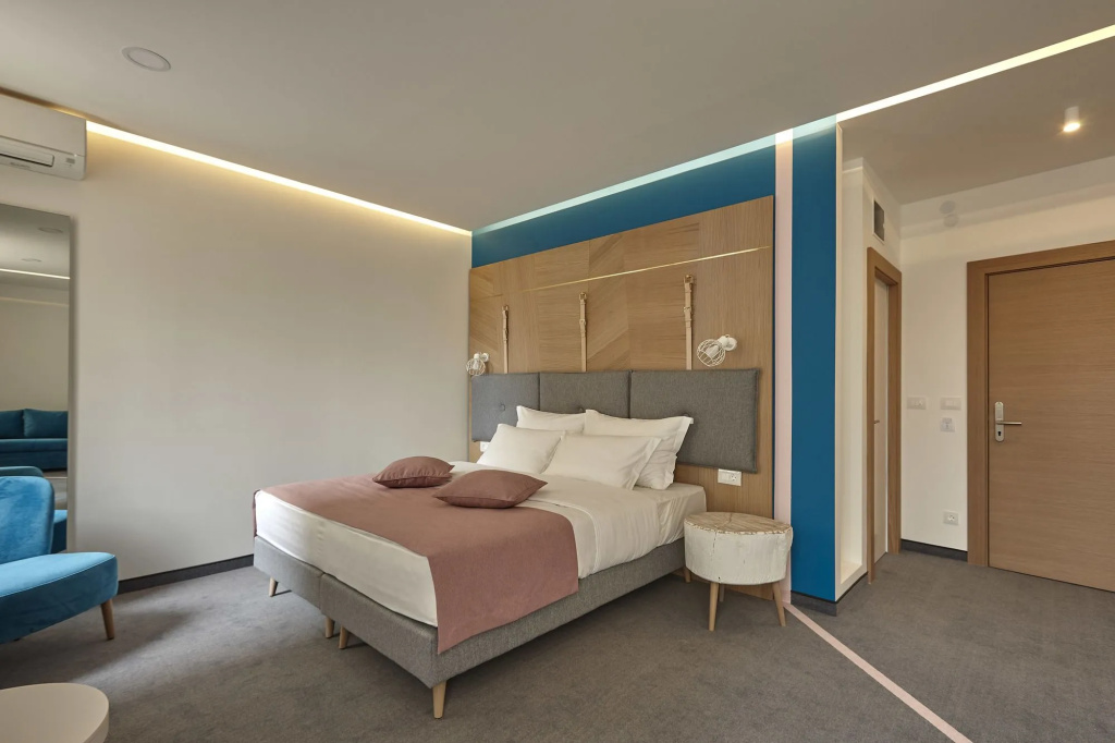 City Nest Modern & Cozy Suites