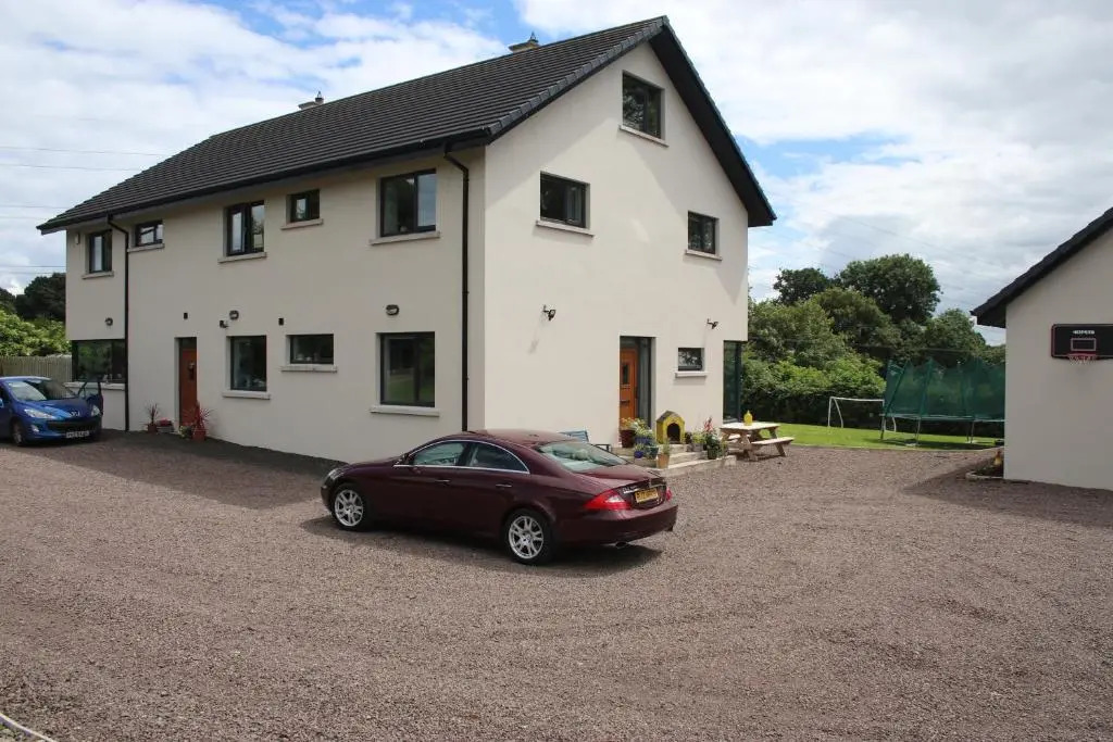 Dernagh House