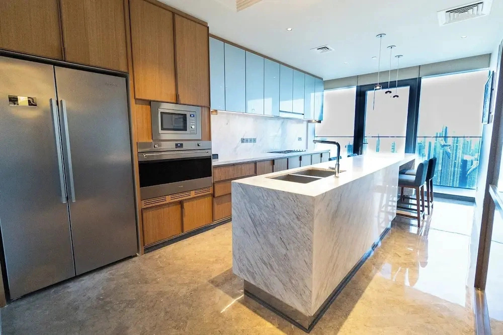 HAPPY SEASON | Address Residences Dubai Opera
