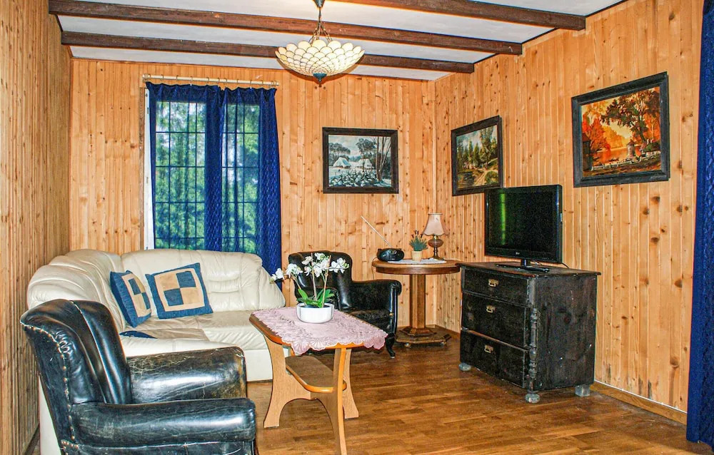 3 Bedroom Amazing Home In Grzybowo