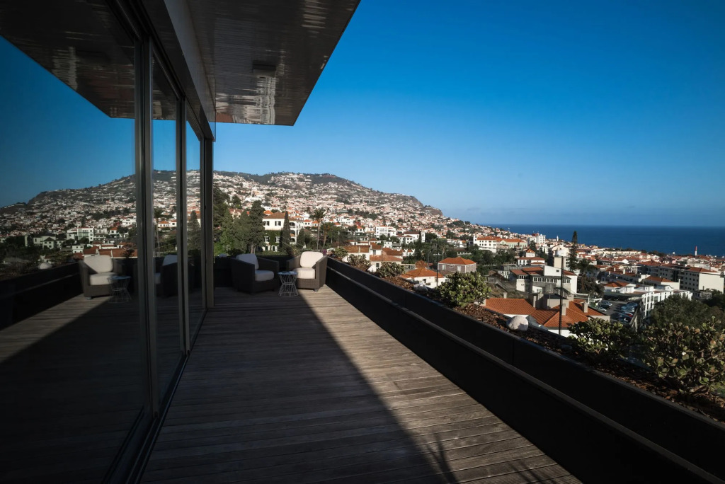 ARTS IN Penthouse Apartments Til Sol