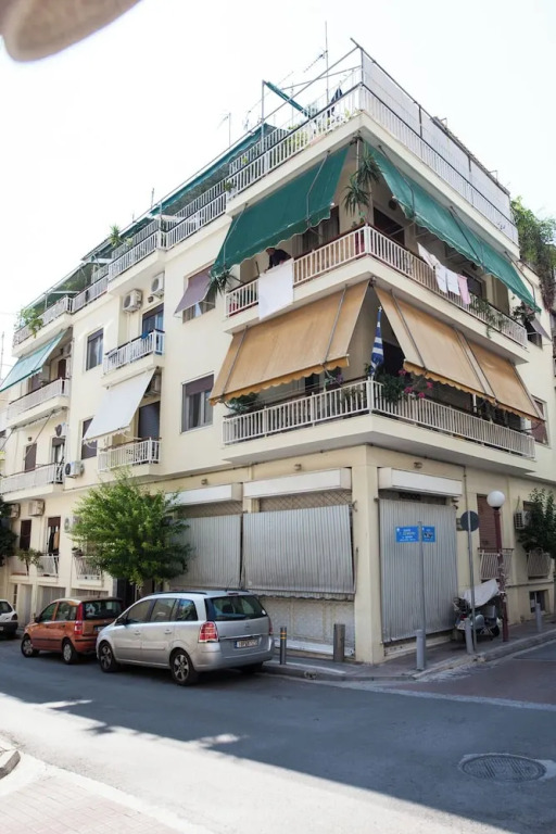 Modern Greek Living Apt in Dafni Athens