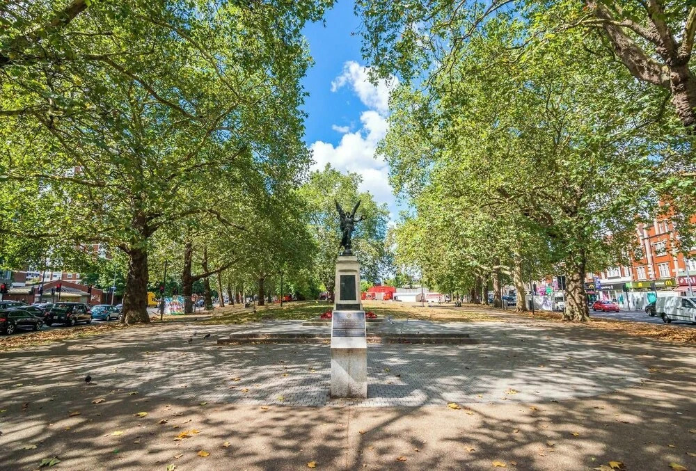 Lovely 1BR Home in Shepherd's Bush, 4 Guests