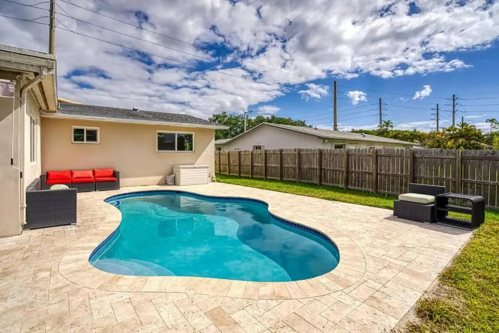 Tranquil Retreat with HEATED POOL Minutes to the Beach
