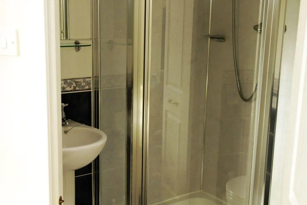 Aurora Guest House