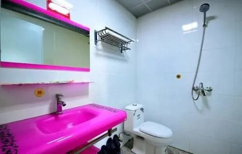 Minghang Hotel