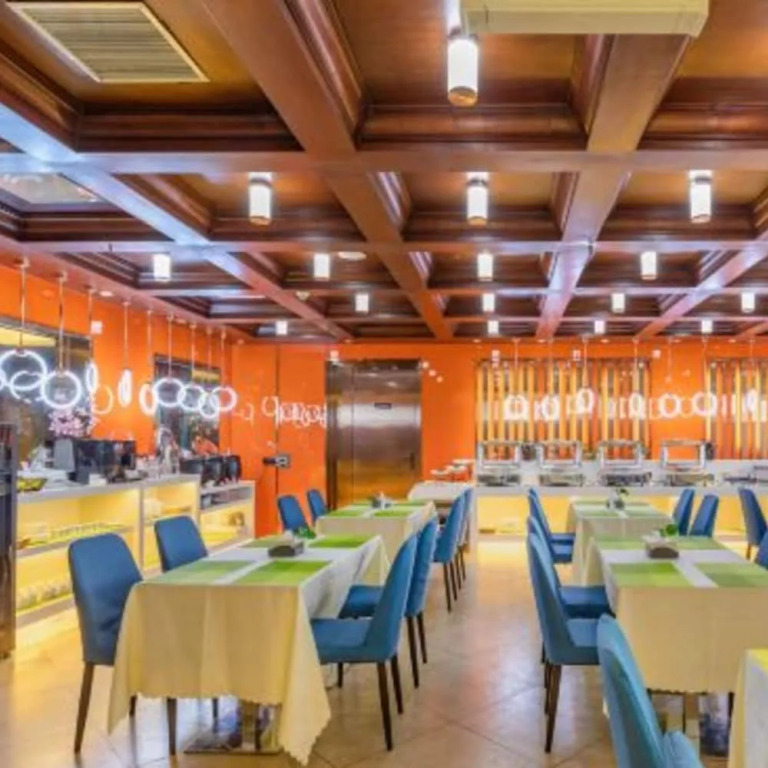 Manju Zhengzhou World 360