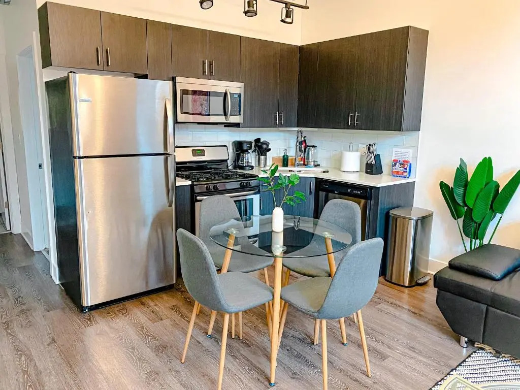 McCormick Place Gem on State street with optional parking for 6 people