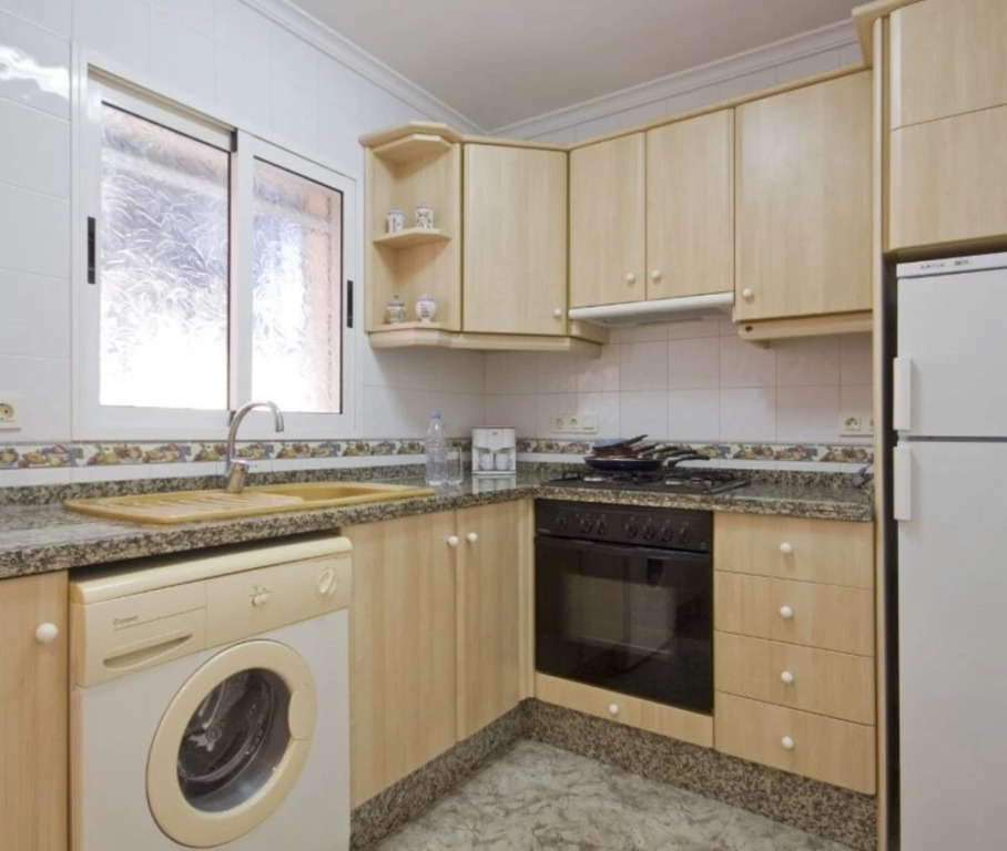 Villa - 8 Bedrooms with Pool and WiFi - 106415