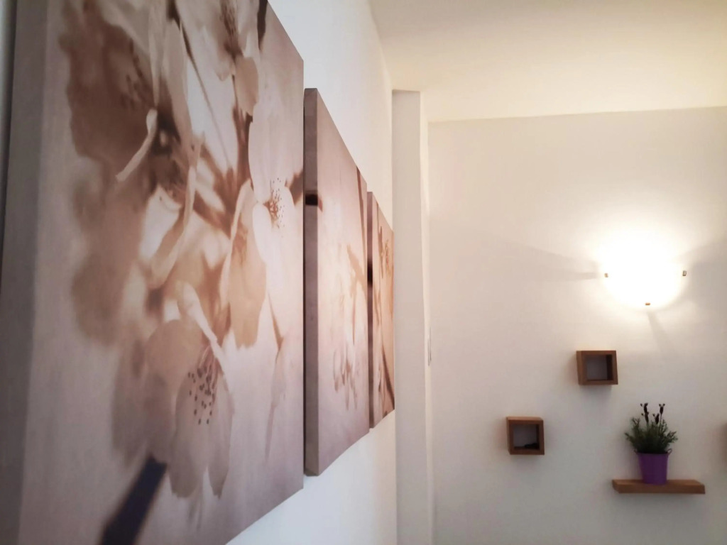 Albert Home