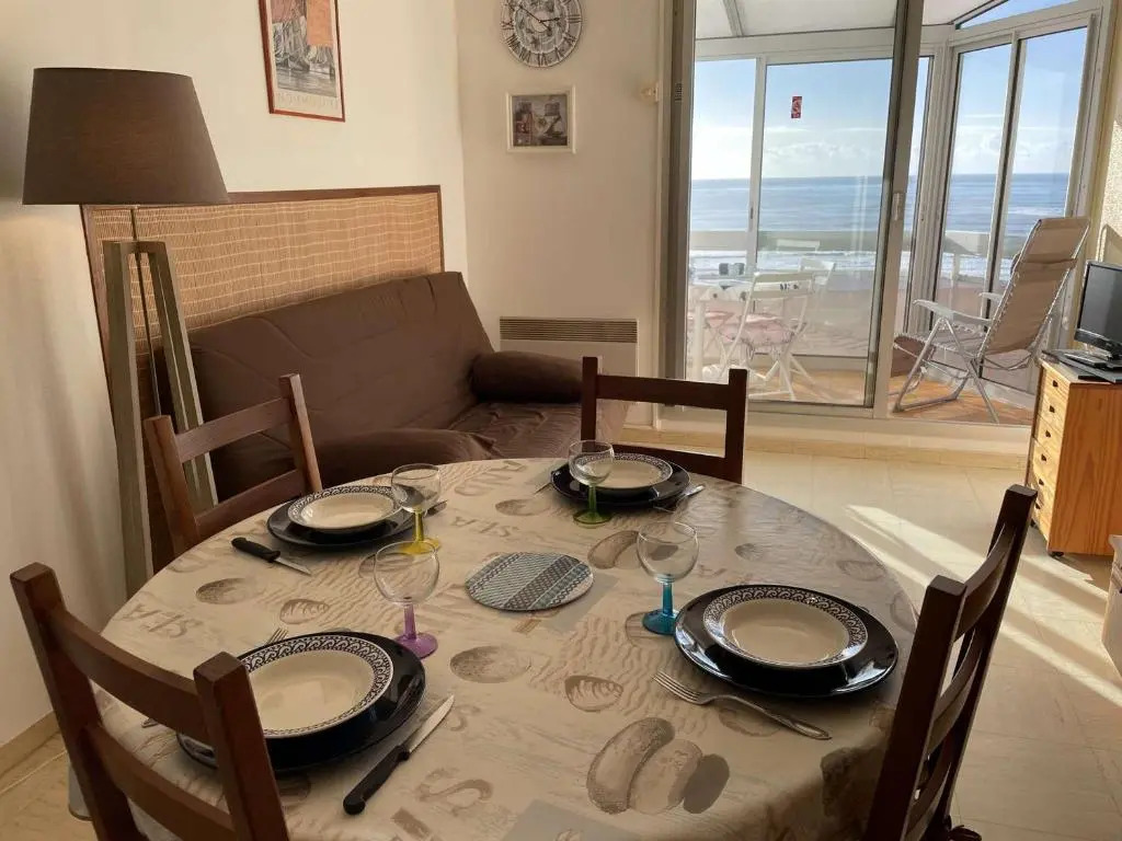 Appartement Saint-Gilles-Croix-de-Vie, 2 pièces, 4 personnes - FR-1-224-300
