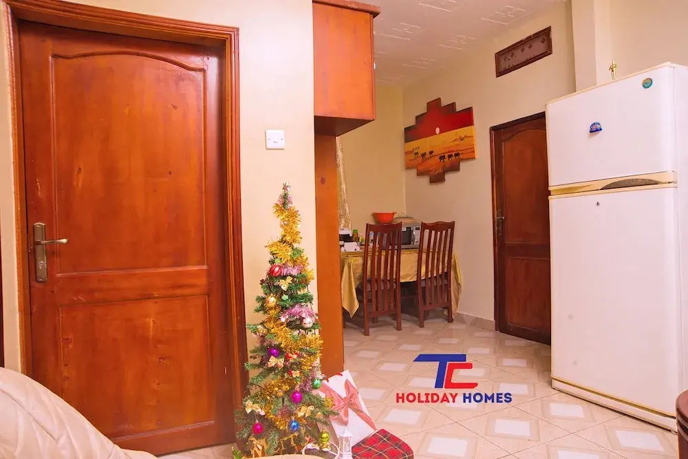 Immaculate 4-bed H0me - Busega House in Kampala