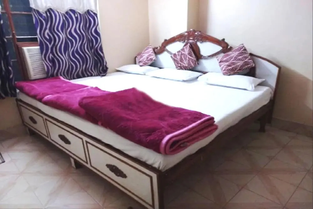 Hotel P.N. Ganga Varanasi