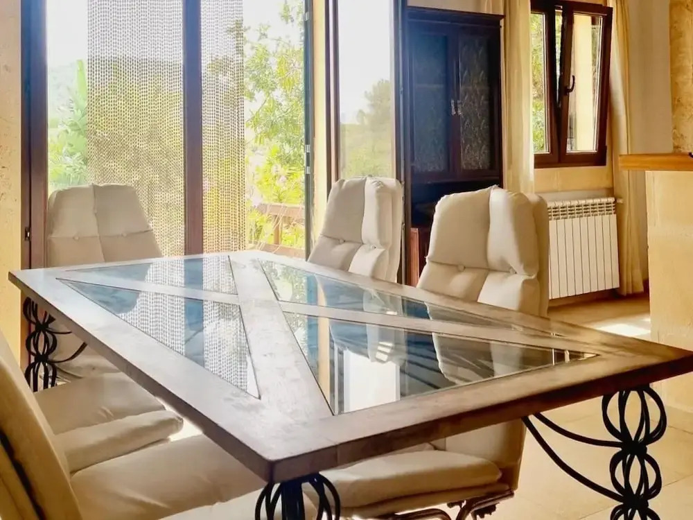 Villa Near Cala Tropicana With Pool