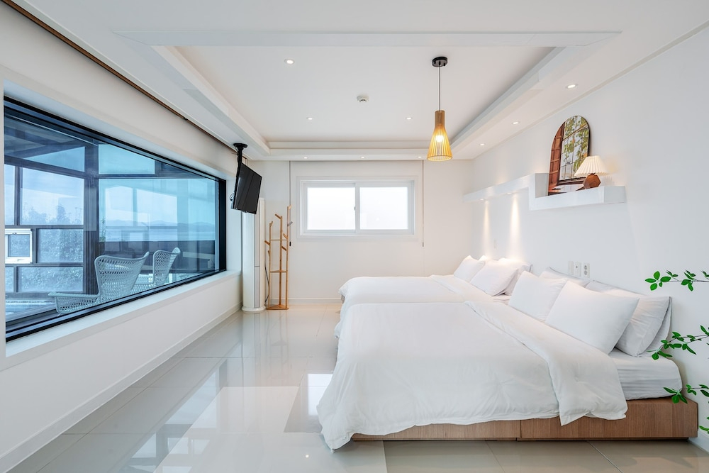 Geoje Stay Nangman