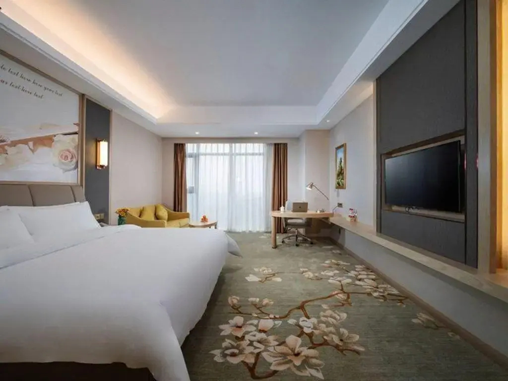 Vienna International Hotel (Chengdu Happy Valley, Dongzikou Metro Station)