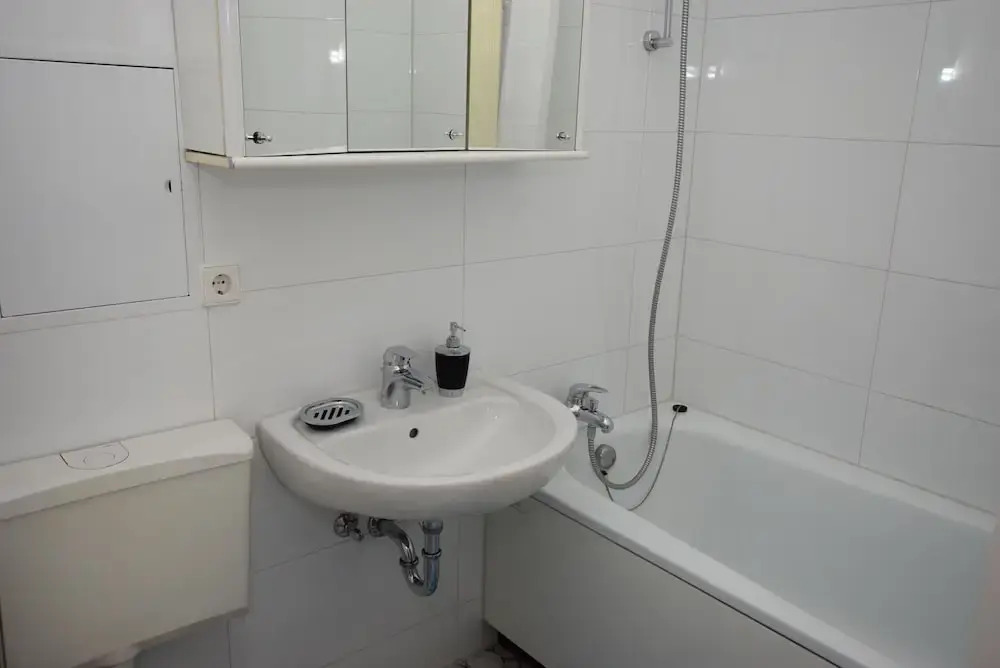 AB Apartment 108