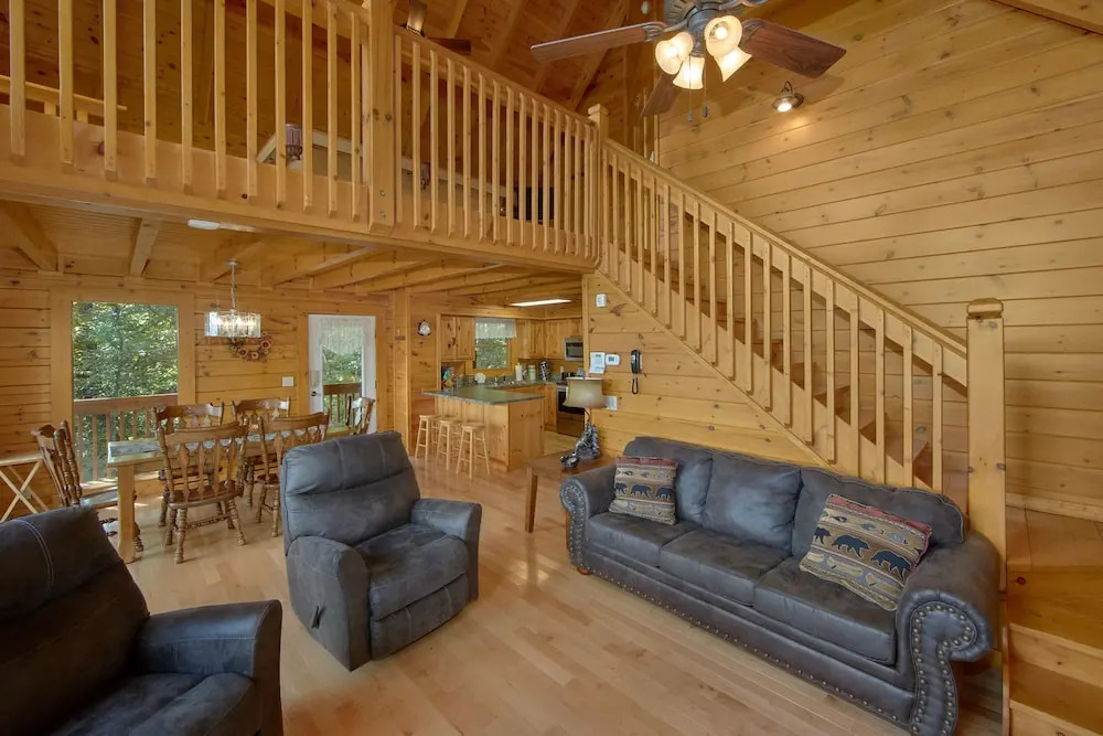 A View For All Seasons 405 - Four Bedroom Cabin