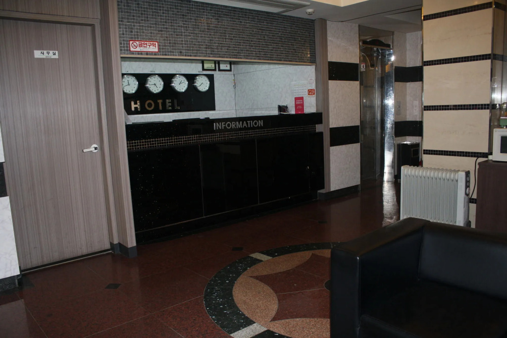 New Seven Hotel