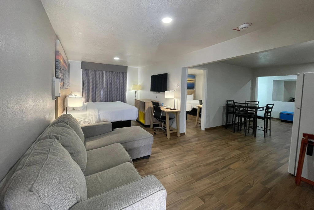 Days Inn by Wyndham Sulphur Springs