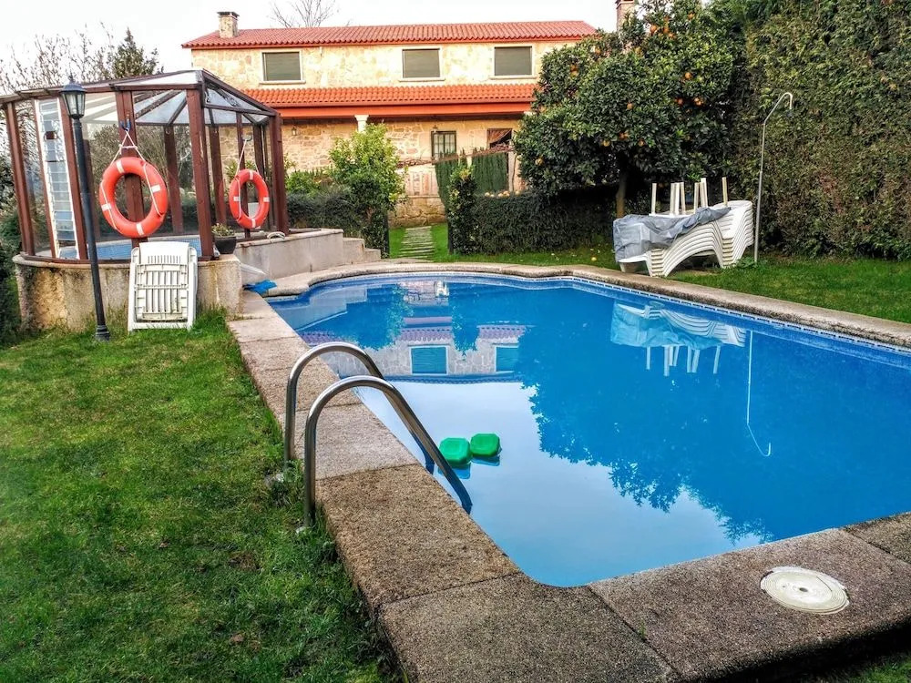 Casa Rural Os Carballos