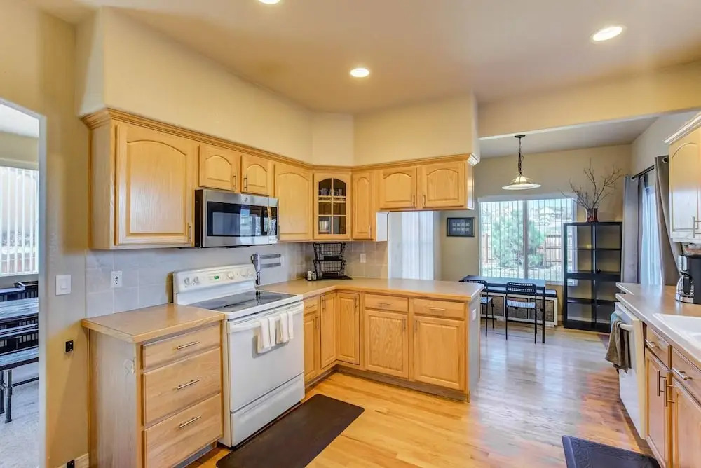 3BR AF Academy Pet-friendly