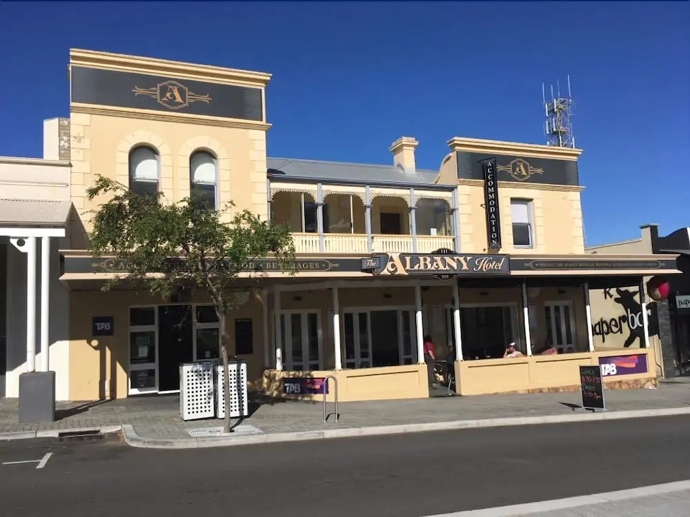 Albany Hotel